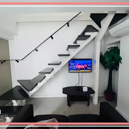 Big Windows With Full City View 2Br Loft Unit Free Wifi & Netflix At Fort Victoria Bgc Manila Exterior photo